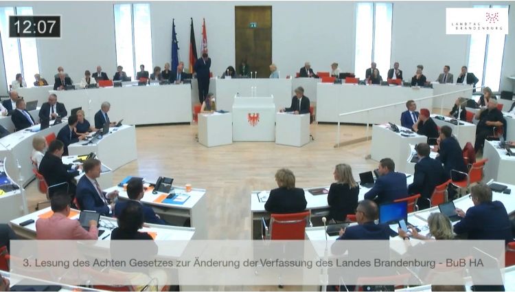 landtag 3 lesung verfassungsaenderung 2022 002